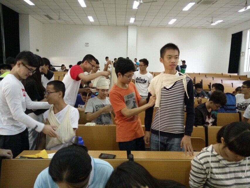 av大平台
红十字会急救知识培训 (3) av大平台
红十字会急救知识培训 (3)